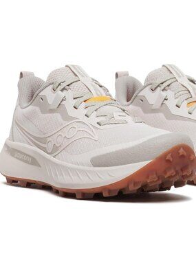 NIB Women's Saucony Peregrine 15 trail shoes 7.5